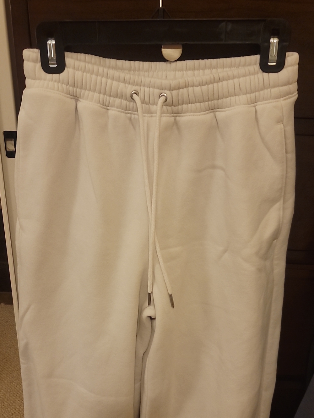 NWOT Womens Abercrombie & Fitch Cream Fleece Sweatpants Pockets Drawstring S